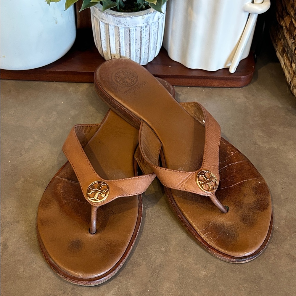 Tory Burch Brown Leather Benton Thong Flip Flops Sz 8